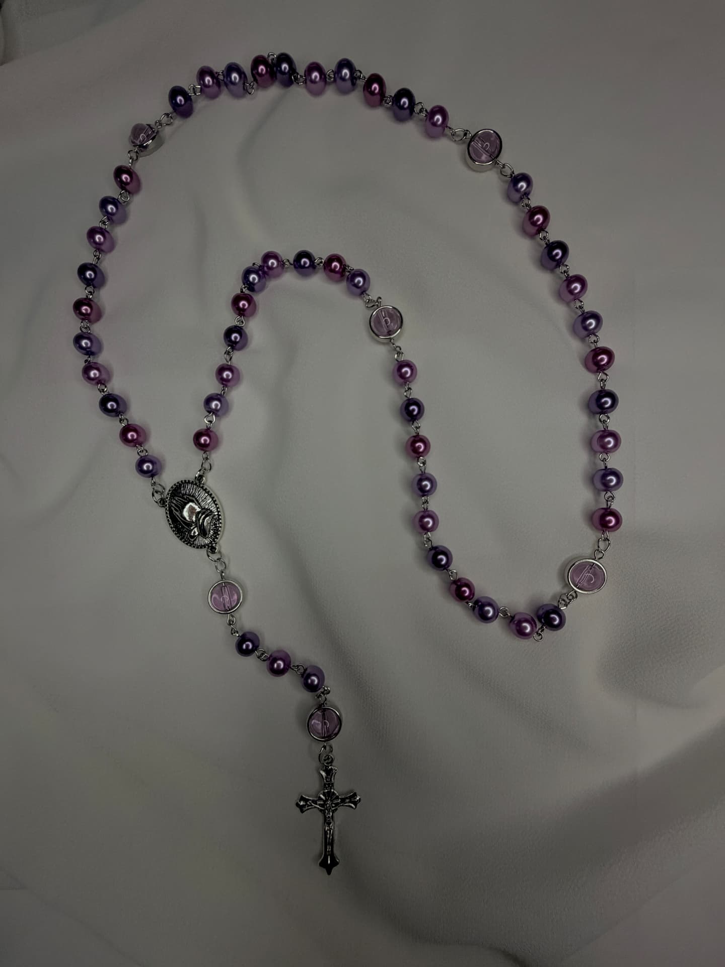 Chrome violet and purple pearl full rosary with silver Miraculous Medal centerpiece and crucifix